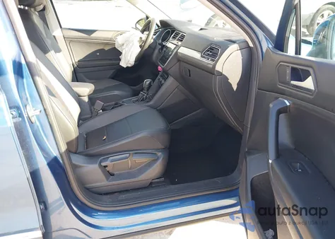 2020 Volkswagen Tiguan 2.0T Se/2.0T Se R-Line Black/2.0T Sel из США, поврежденный, VIN 3VV3B7AXXLM114635